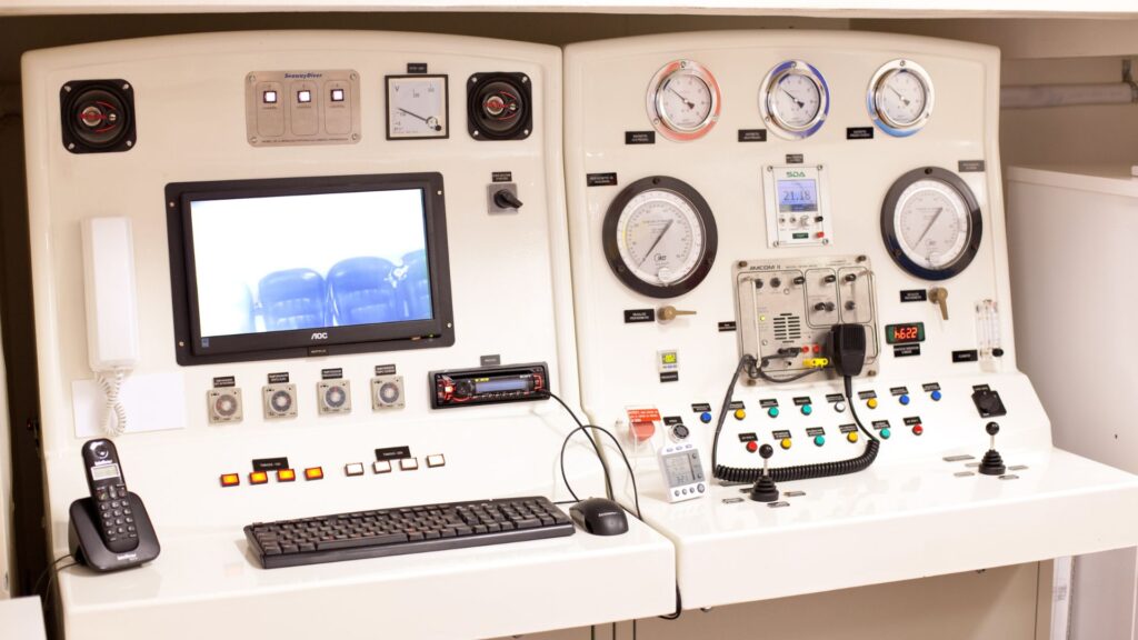 xr:d:DAFGHvu2yj4:64,j:33030985401,t:22081619